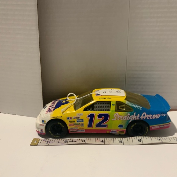 Racing Champions, “12 NASCAR Straight Arrow - Picture 3 of 4